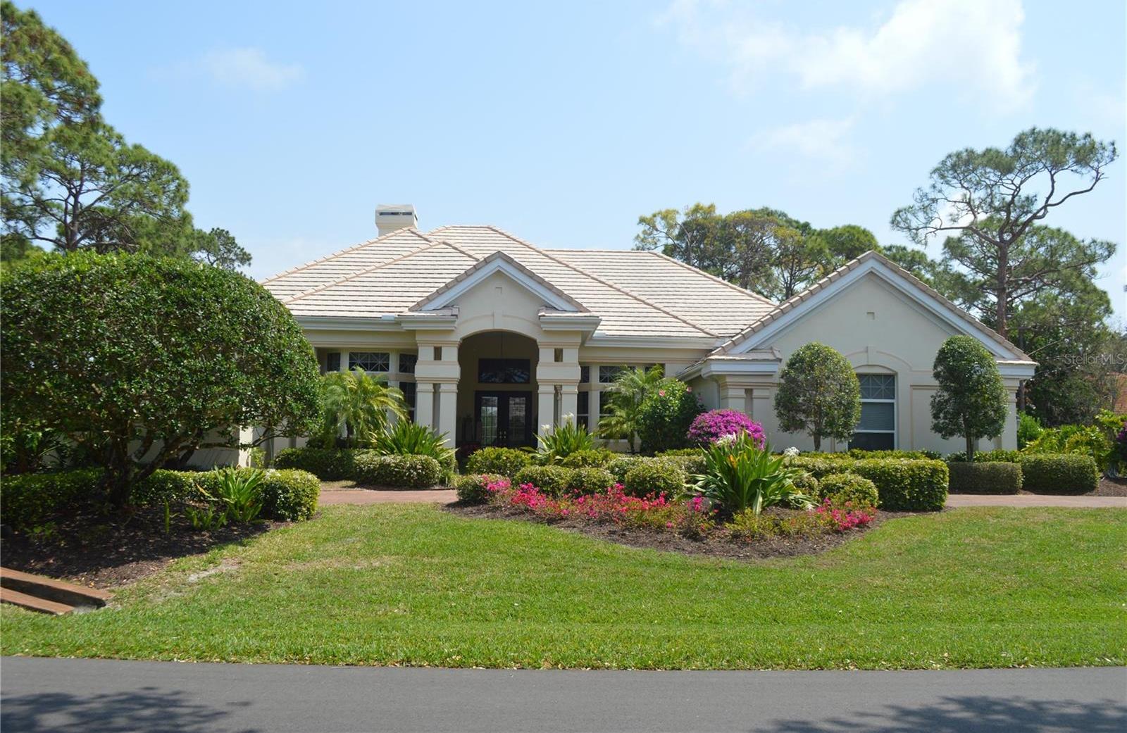 Photo one of 406 Walls Way Osprey FL 34229 | MLS A4606371