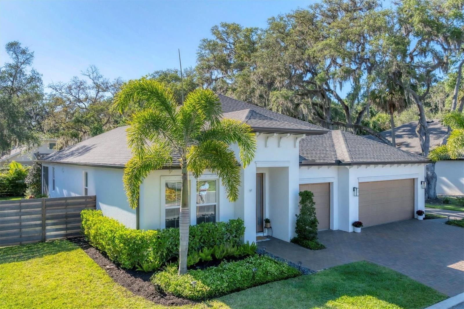 Photo one of 2126 Sylvan Lea Dr Sarasota FL 34240 | MLS A4606378