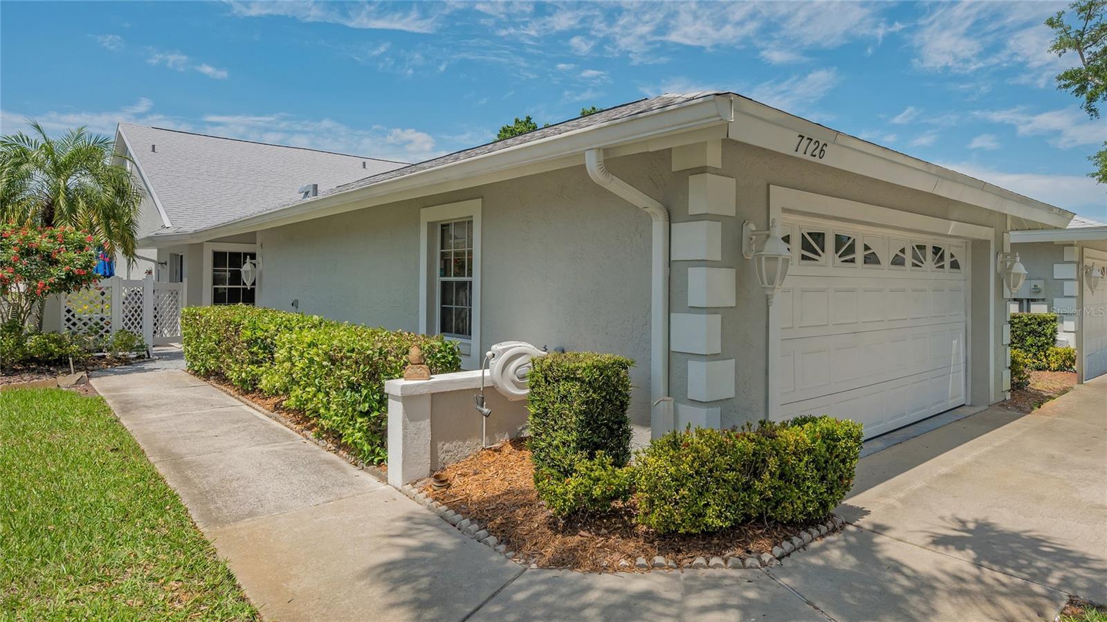 Photo one of 7726 Palm Aire Ln Sarasota FL 34243 | MLS A4606529