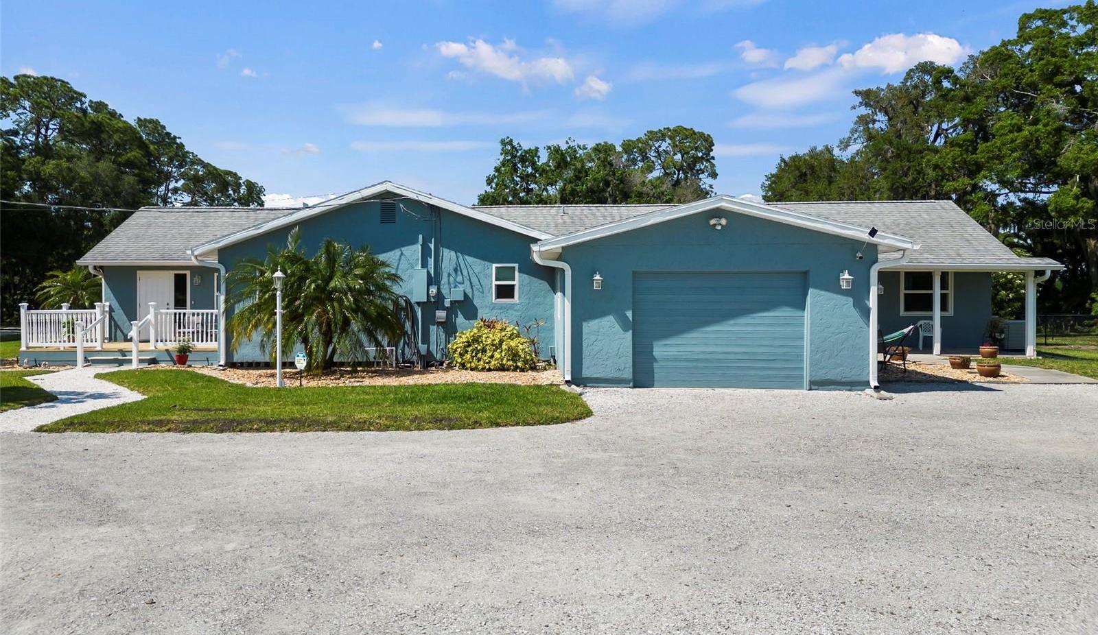 Photo one of 904 Simmons Ave Sarasota FL 34232 | MLS A4607196