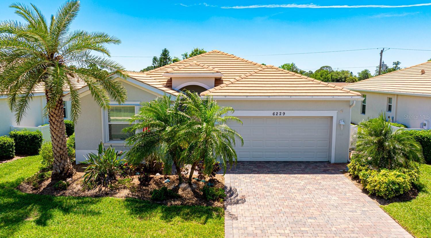 Photo one of 6229 Grand Cypress Blvd North Port FL 34287 | MLS A4607204