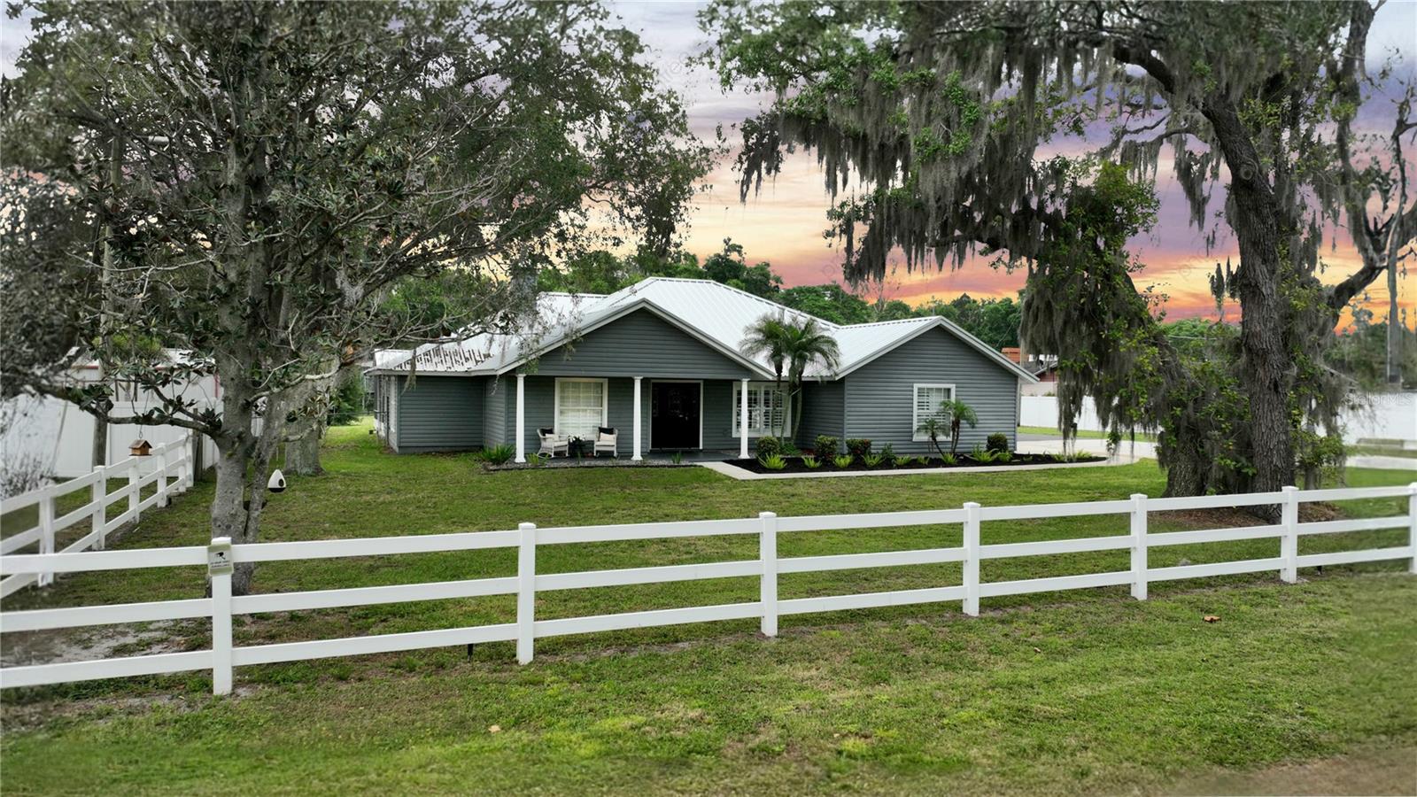 Photo one of 10206 Old Cone Grove Rd Riverview FL 33578 | MLS A4607700