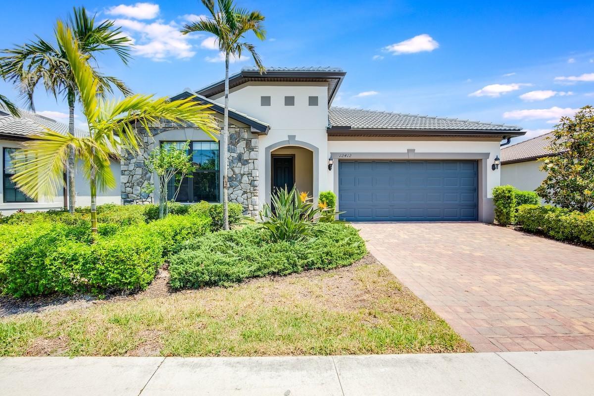 Photo one of 12412 Golden Sage Dr Sarasota FL 34238 | MLS A4607825