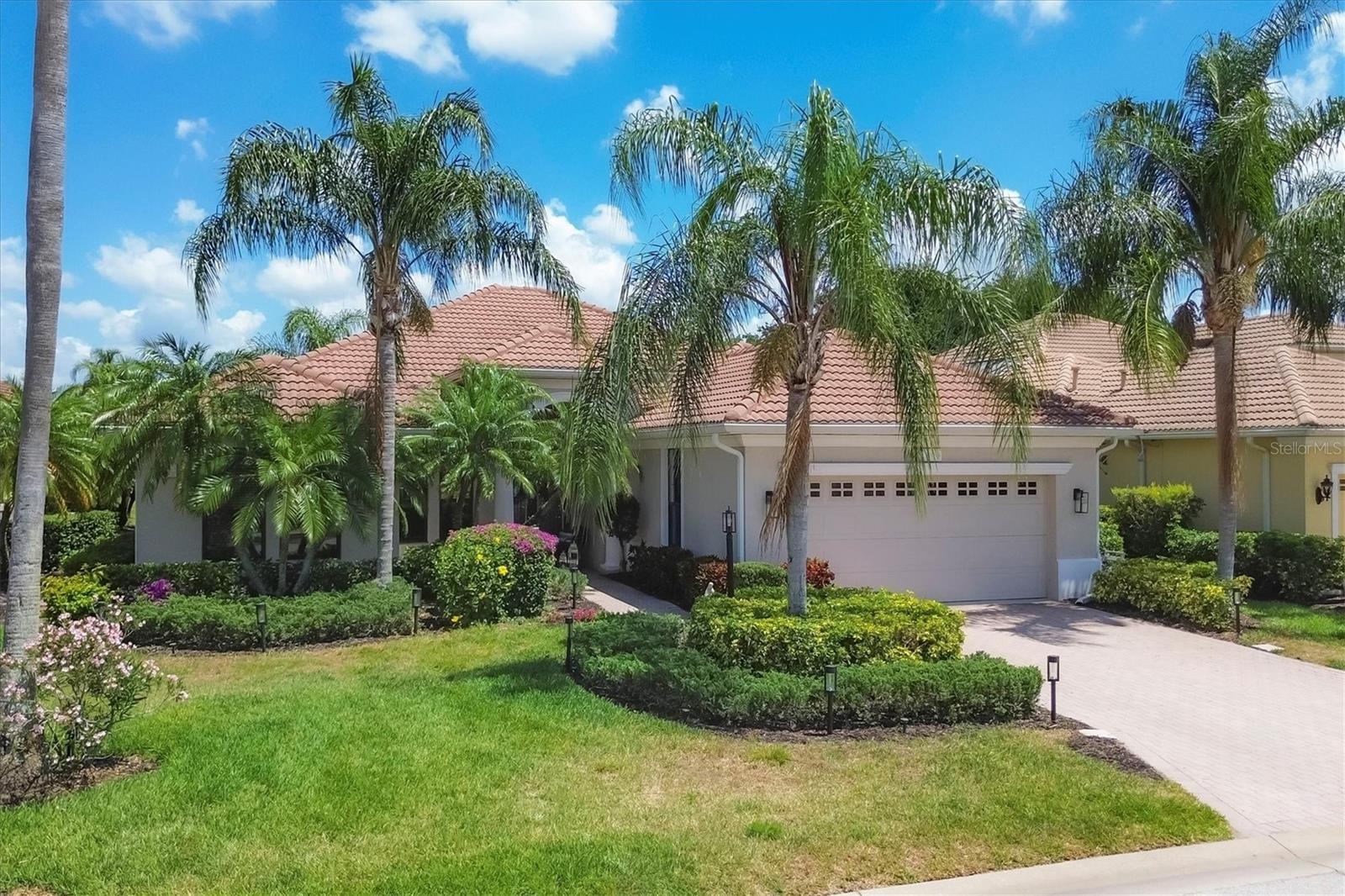 Photo one of 13853 Siena Loop Lakewood Ranch FL 34202 | MLS A4609384