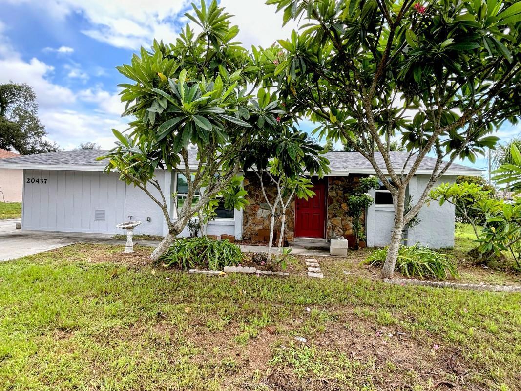 Photo one of 20437 Midway Blvd Port Charlotte FL 33952 | MLS A4624124