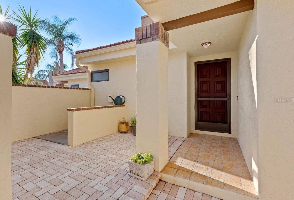 Photo one of 5343 Huntingwood Ct # 33 Sarasota FL 34235 | MLS A4635325