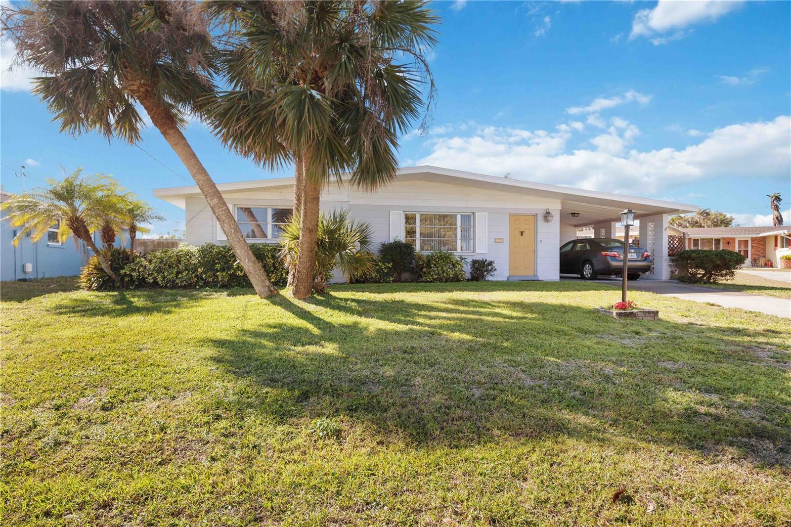 Photo one of 1716 Forest Rd Venice FL 34293 | MLS A4638237