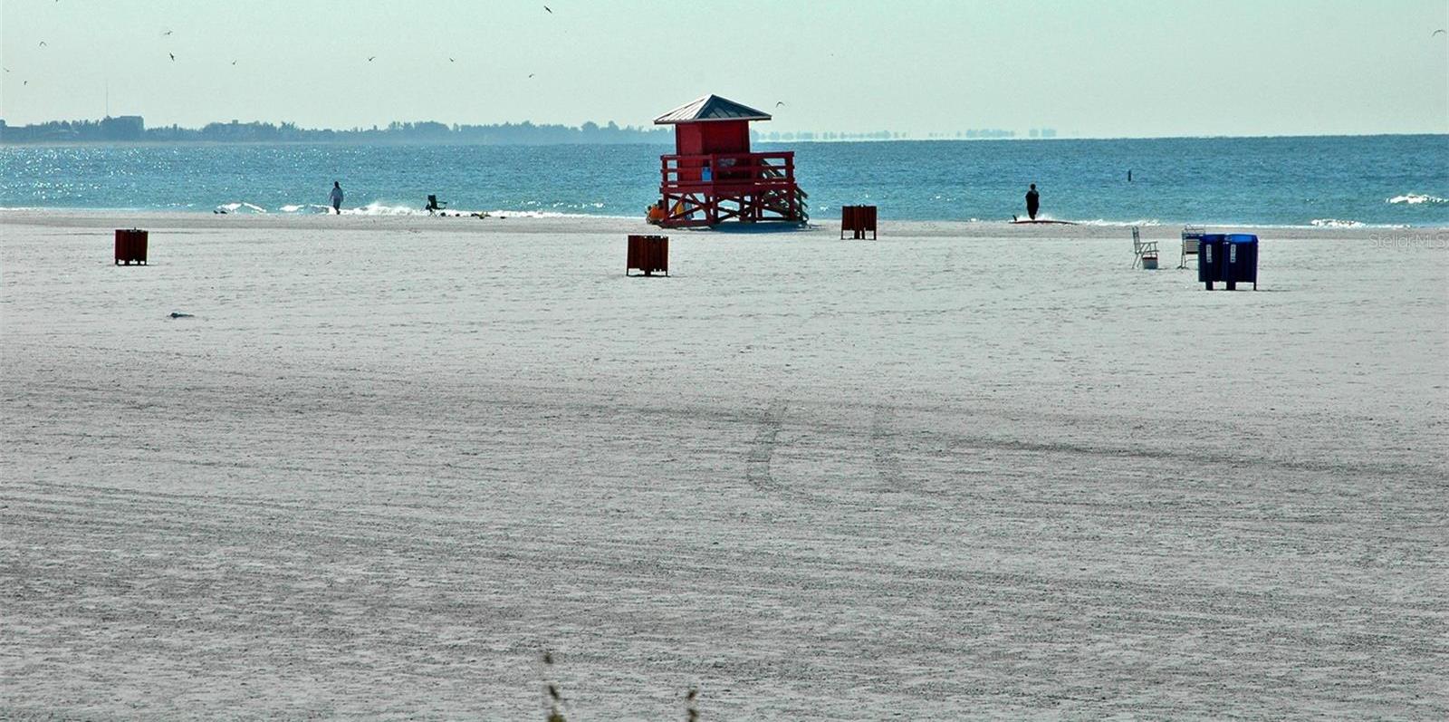 Photo #33