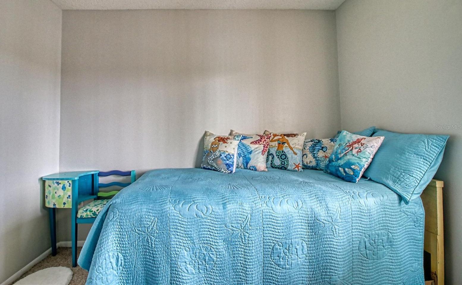 Photo #33