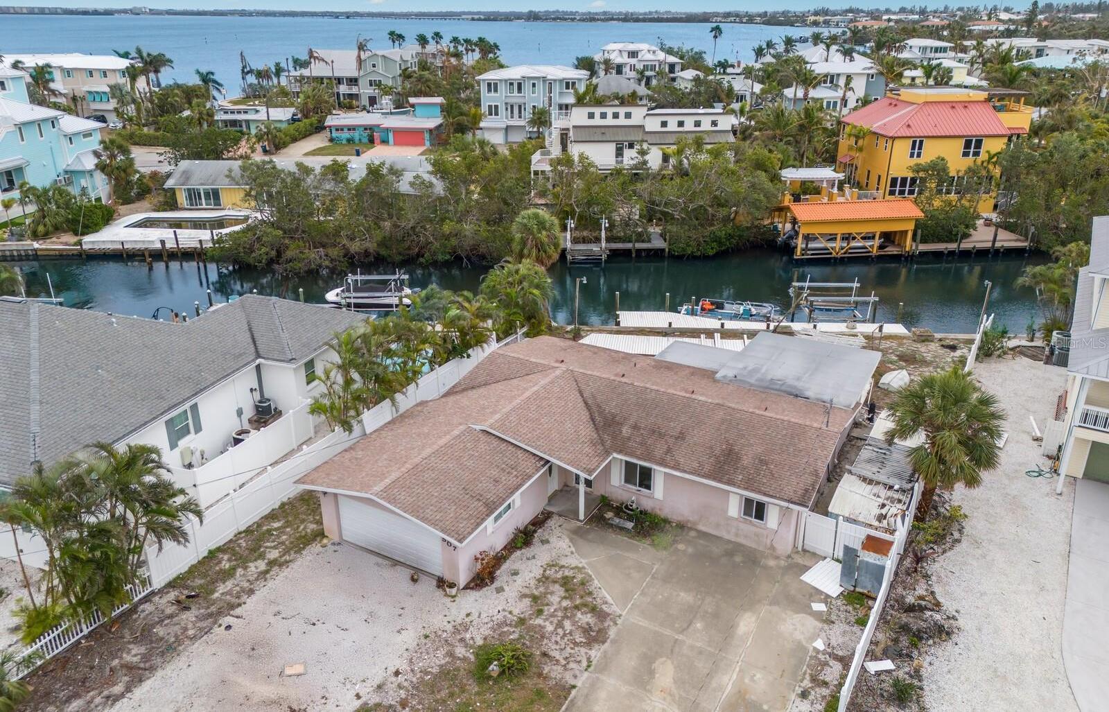 Photo one of 507 59Th St Holmes Beach FL 34217 | MLS A4641979