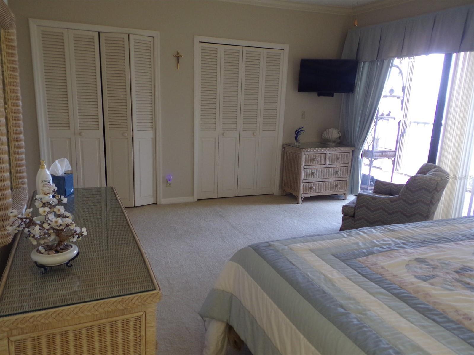 Photo #42