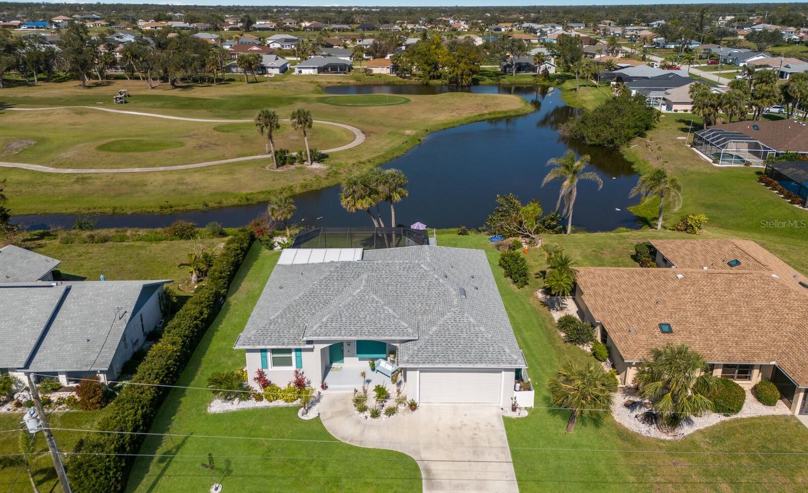 Photo one of 6 Bunker Cir Rotonda West FL 33947 | MLS A4642285