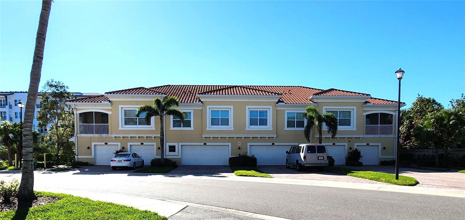 Photo one of 116 Navigation Cir # 106 Osprey FL 34229 | MLS A4643599