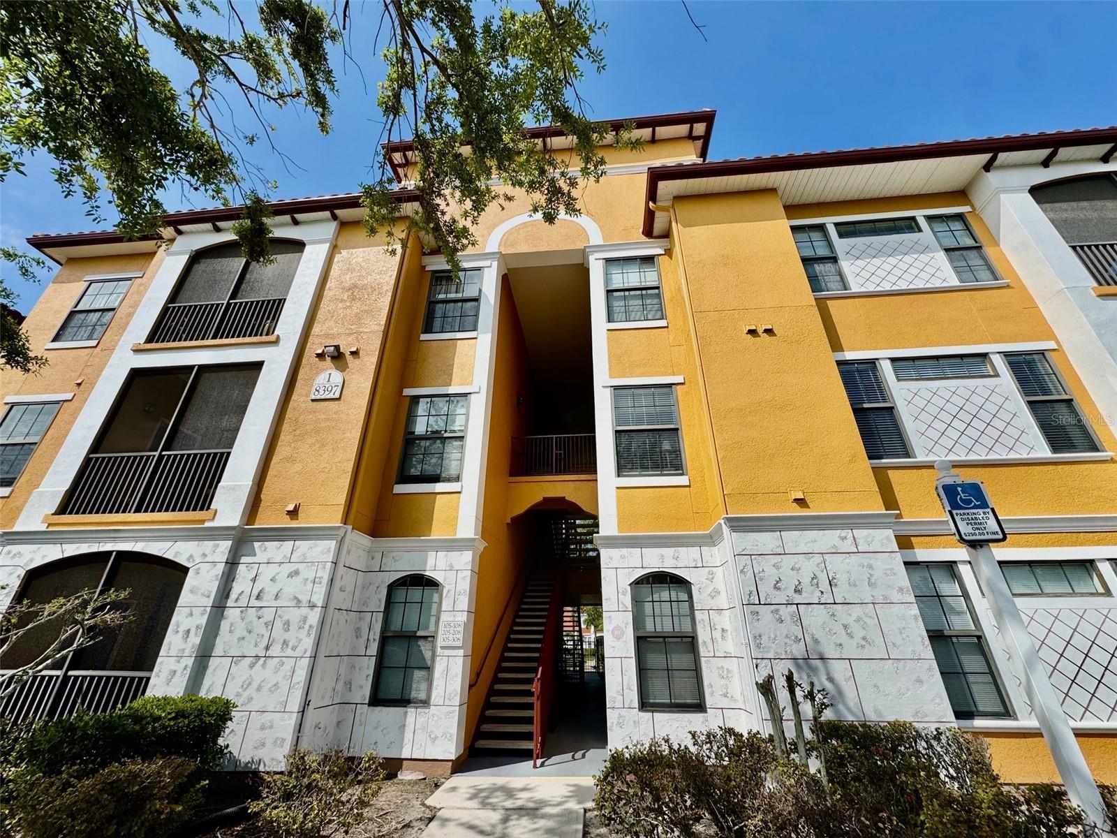 Photo one of 8397 38Th Street E Cir # 306 Sarasota FL 34243 | MLS A4644568