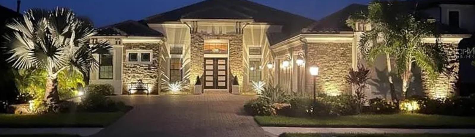 Photo one of 5313 Greenbrook Dr Sarasota FL 34238 | MLS A4645609