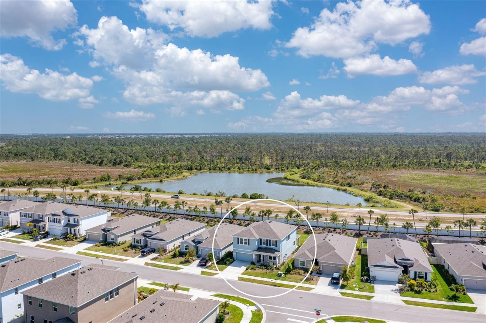 Photo one of 5715 Woodland Sage Dr Sarasota FL 34238 | MLS A4647588
