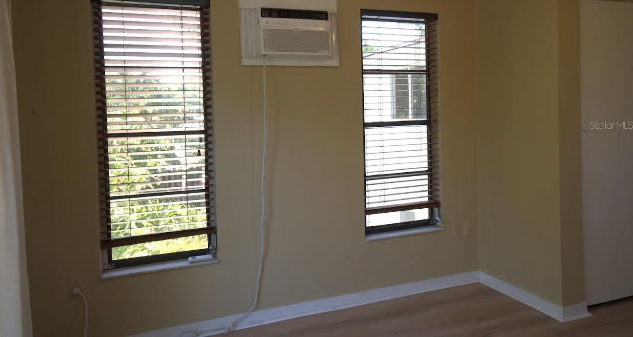 Photo #47