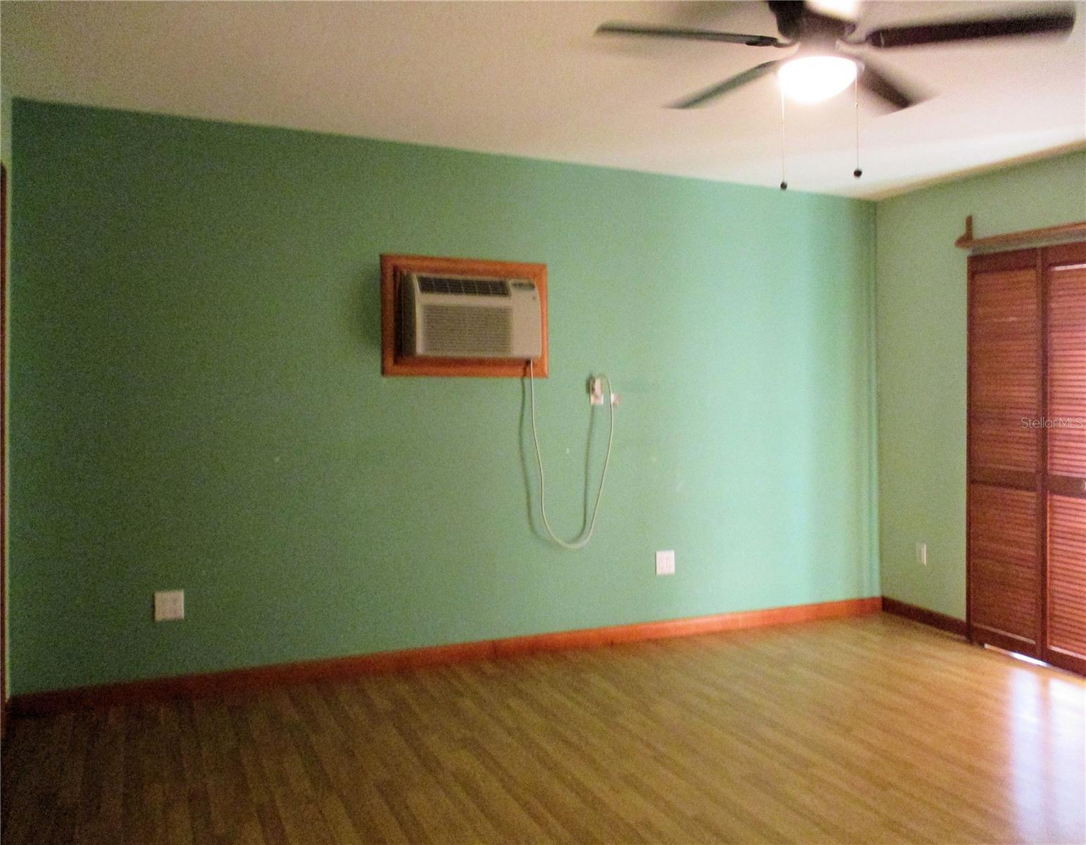 Photo #22