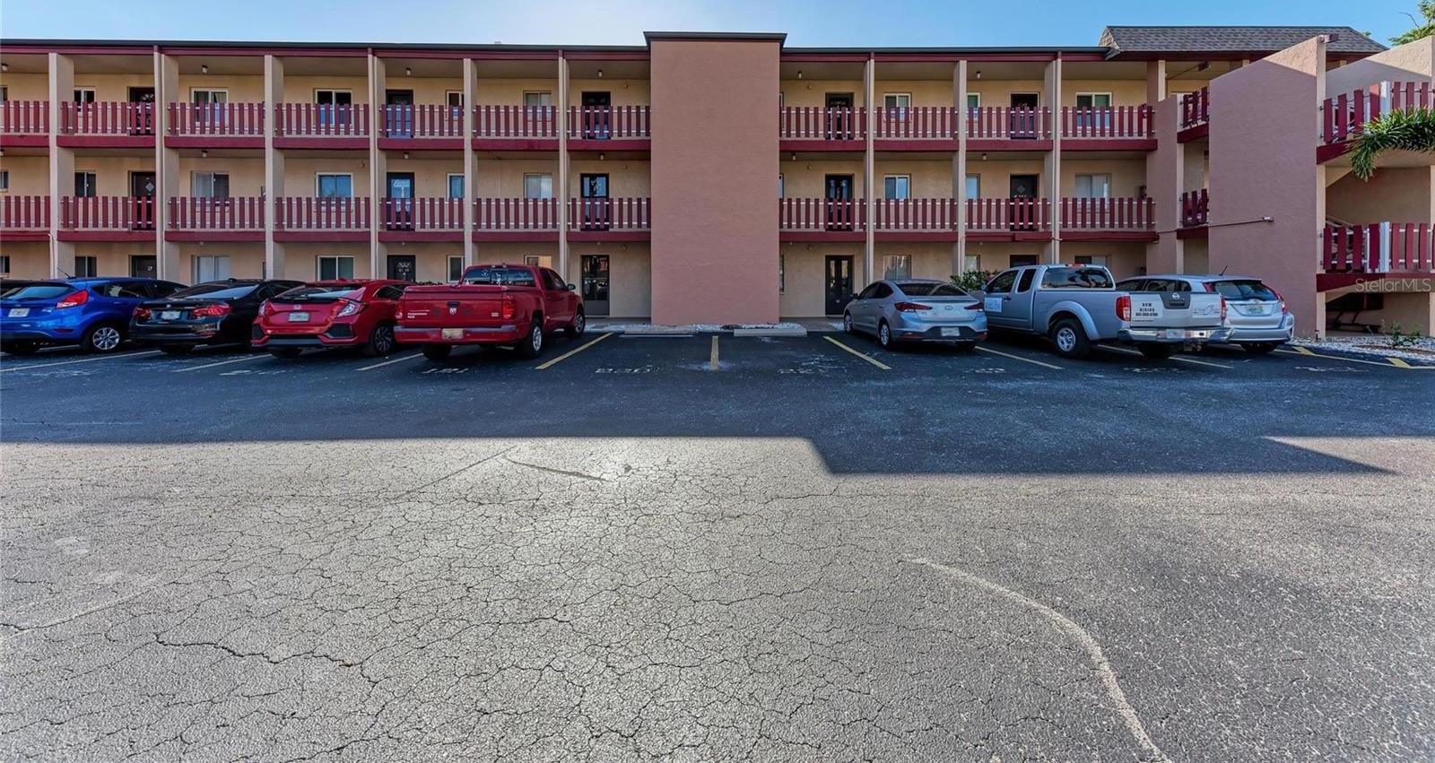 Photo one of 4186 Heron Way # B-219 Bradenton FL 34205 | MLS A4648110