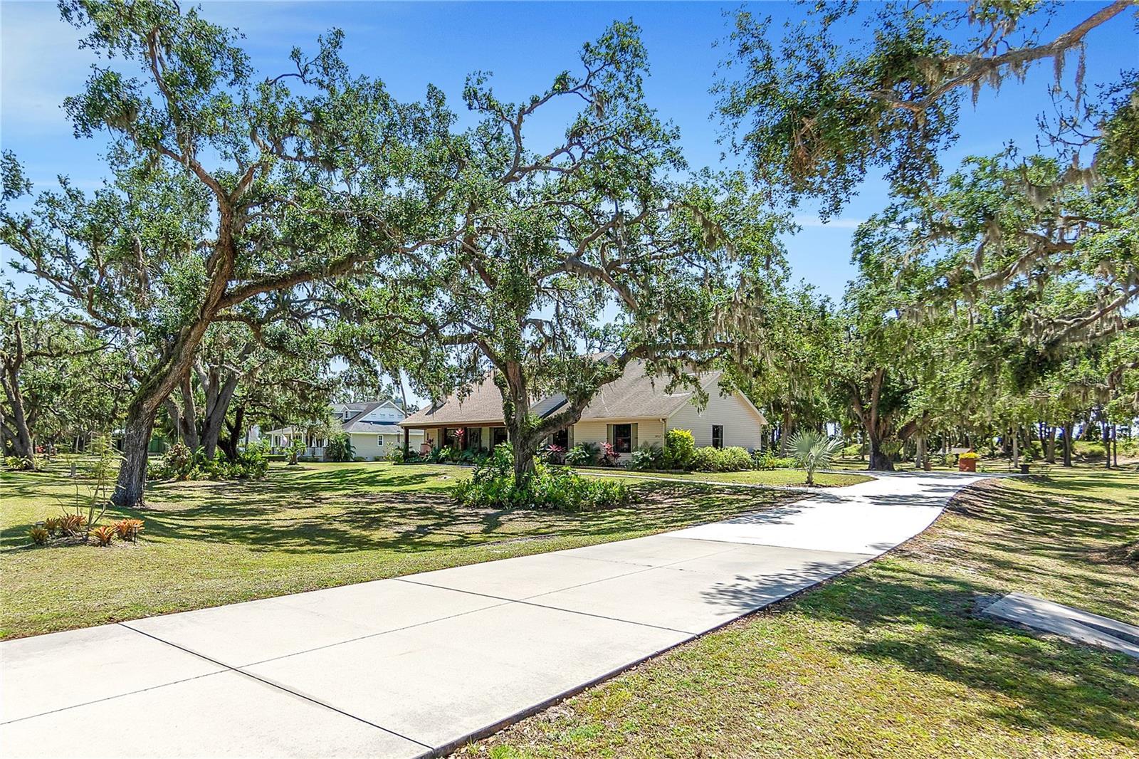 Photo one of 7407 91St E St Palmetto FL 34221 | MLS A4648558