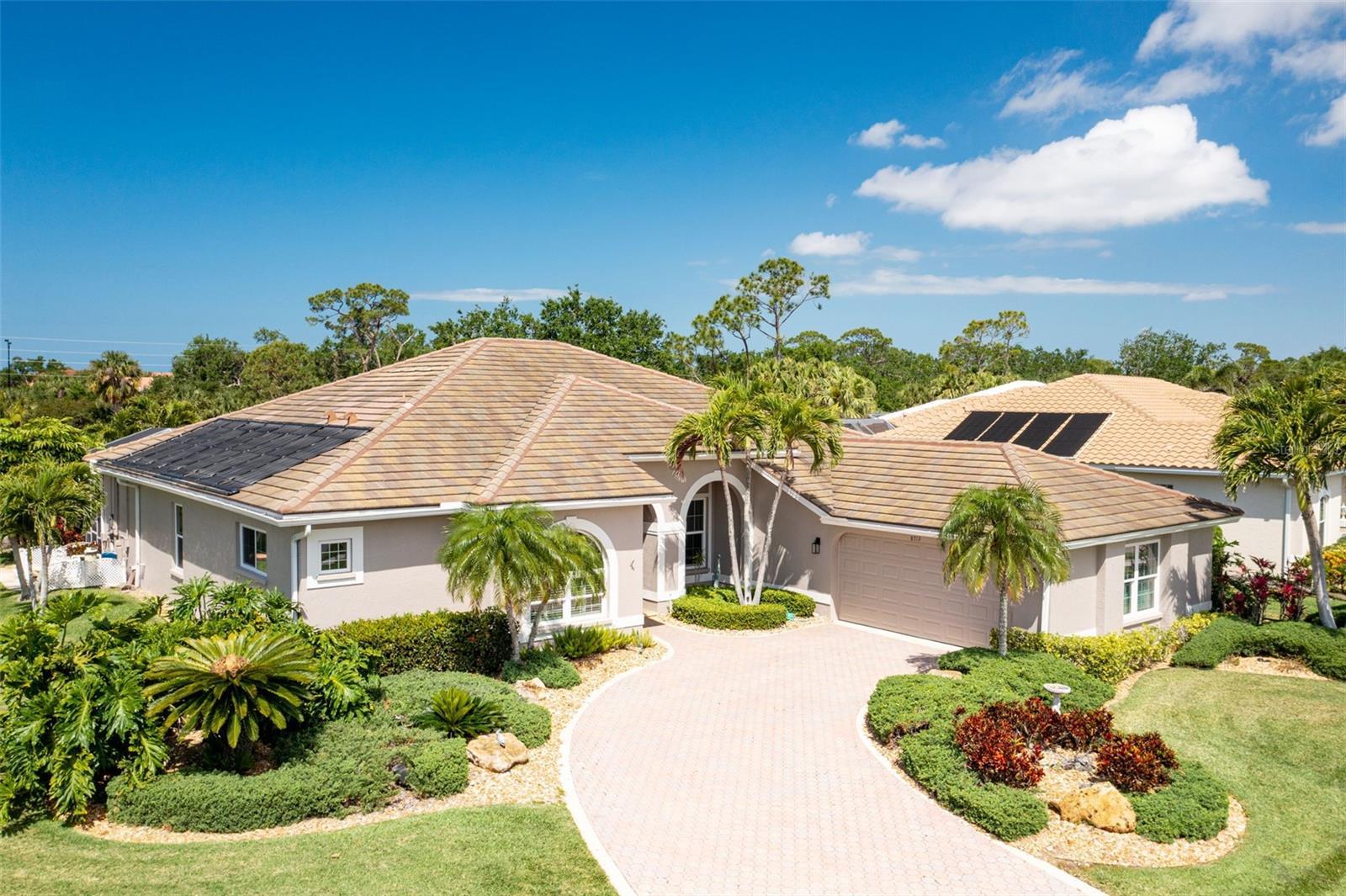 Photo one of 8712 Grey Oaks Ave Sarasota FL 34238 | MLS A4648539