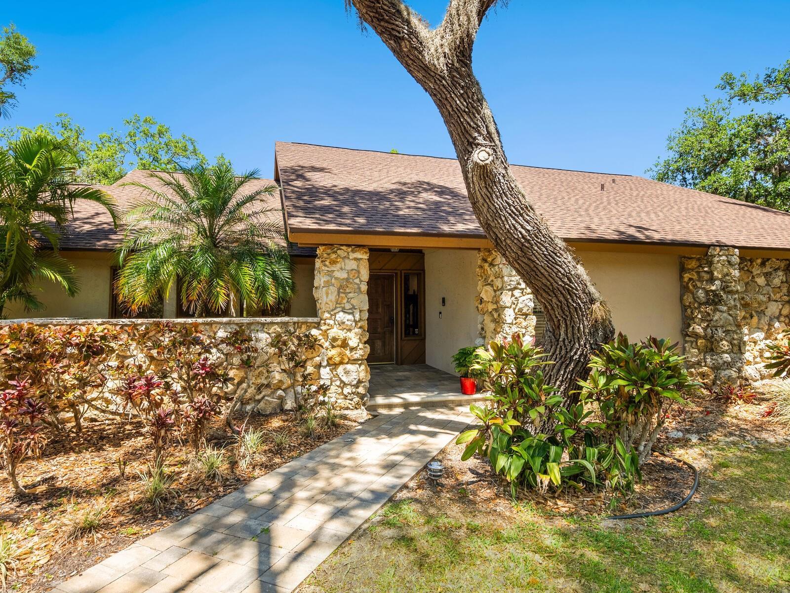Photo one of 4917 Hidden Oaks Trl Sarasota FL 34232 | MLS A4648826