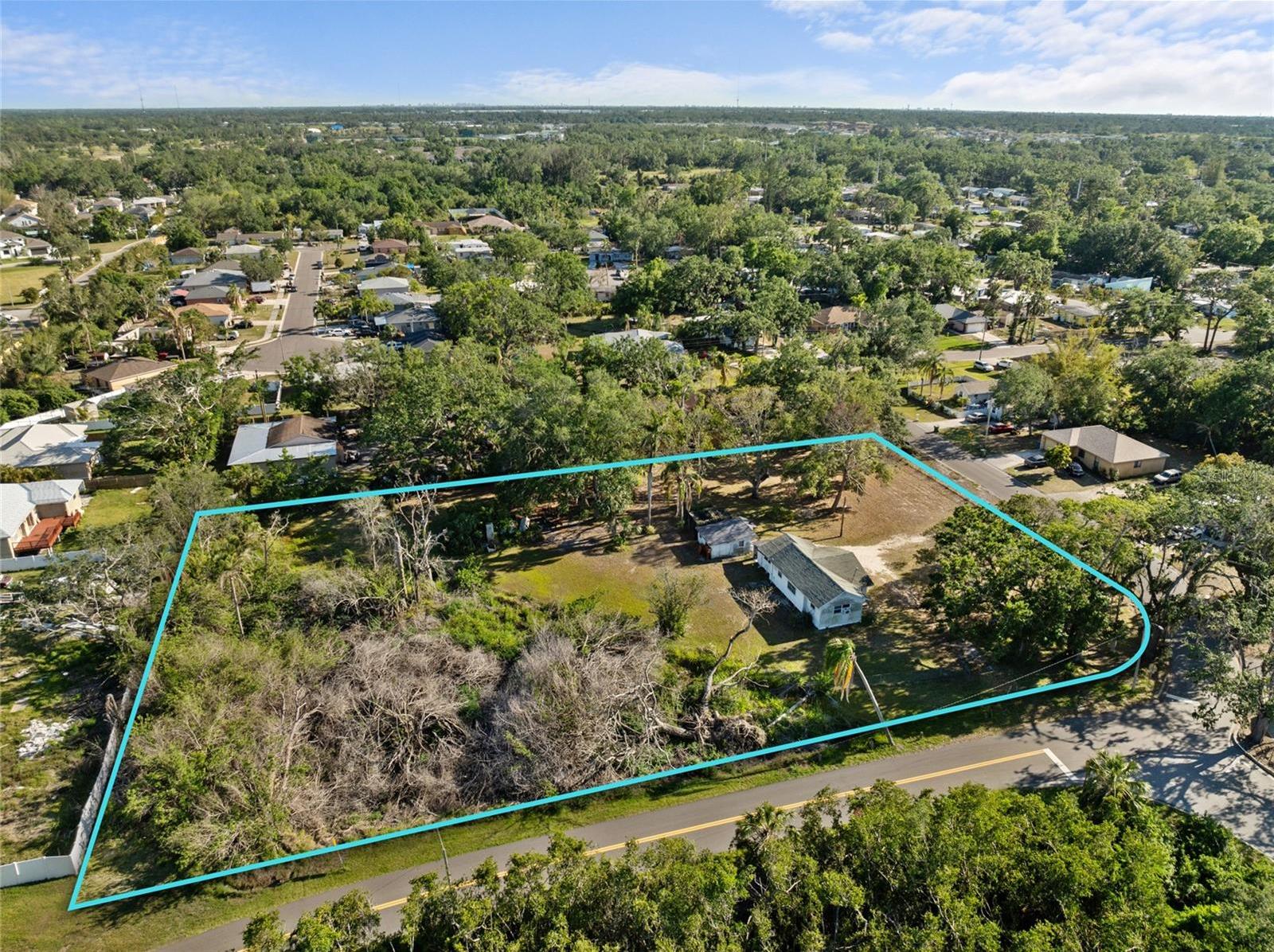 Photo one of 611 29Th E St Bradenton FL 34208 | MLS A4649121