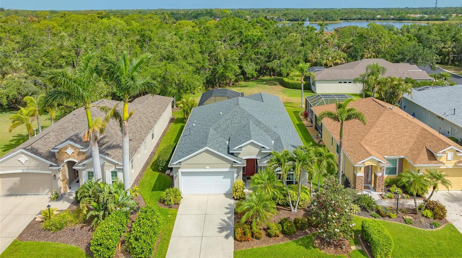 Photo one of 8019 Indigo Ridge Ter Bradenton FL 34201 | MLS A4649765