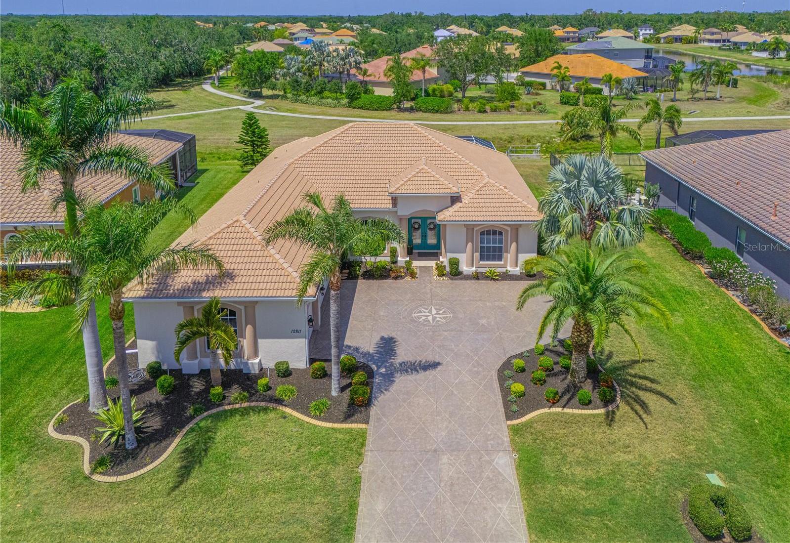 Photo one of 12811 Penguin Dr Bradenton FL 34212 | MLS A4650278