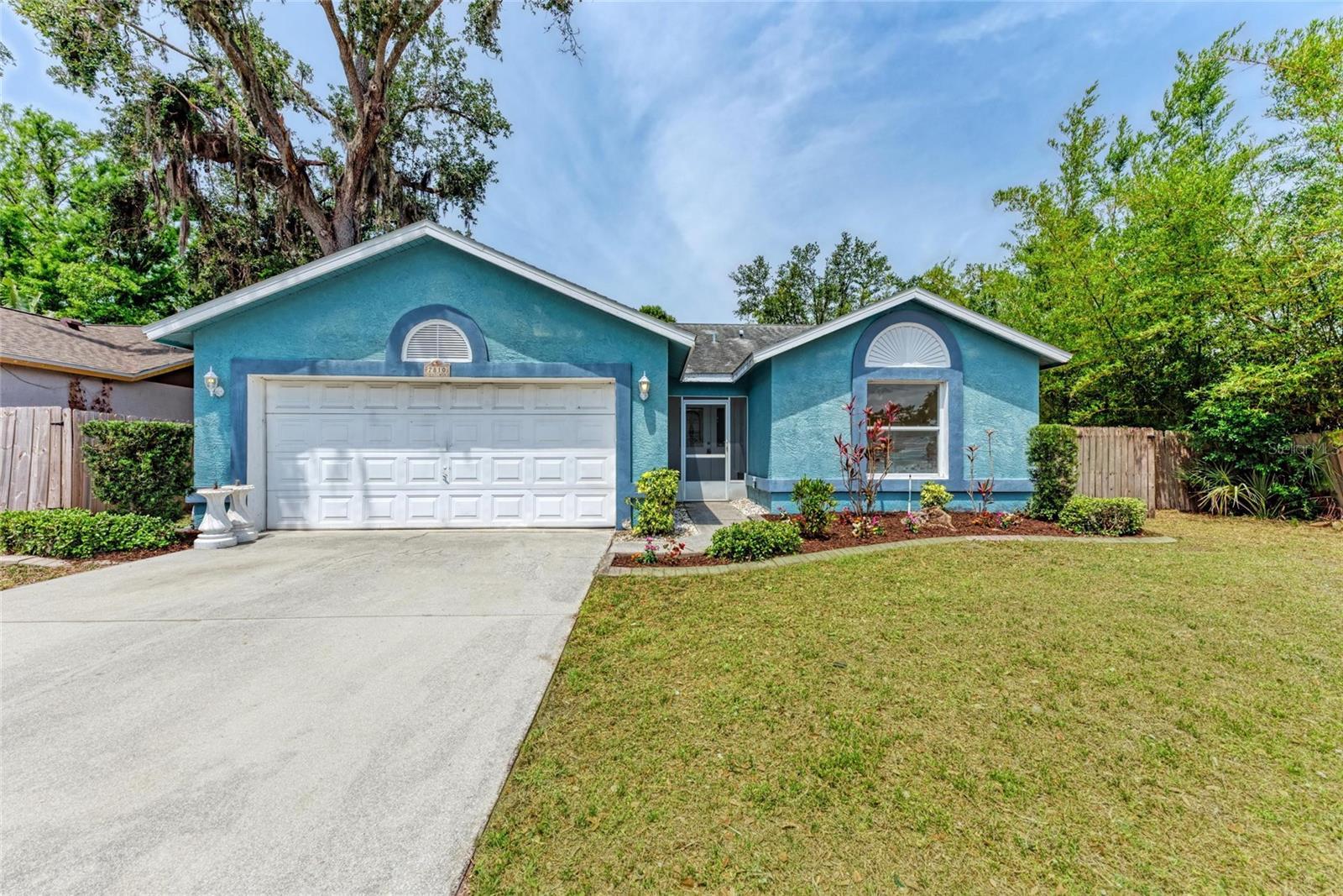 Photo one of 7810 34Th E Ct Sarasota FL 34243 | MLS A4651766