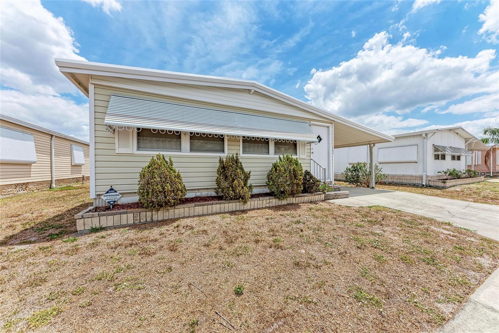 Photo one of 5619 Bayshore Rd # 164 Palmetto FL 34221 | MLS A4651830