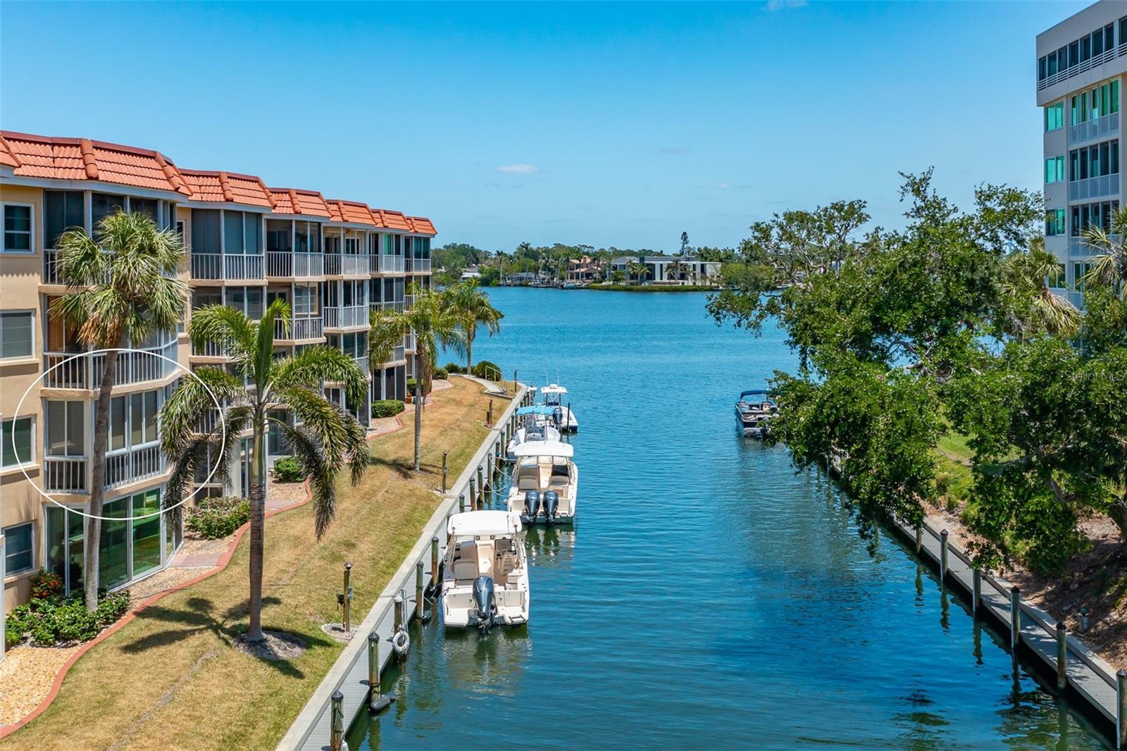 Photo one of 1350 N Portofino Dr # 208 Sarasota FL 34242 | MLS A4652435