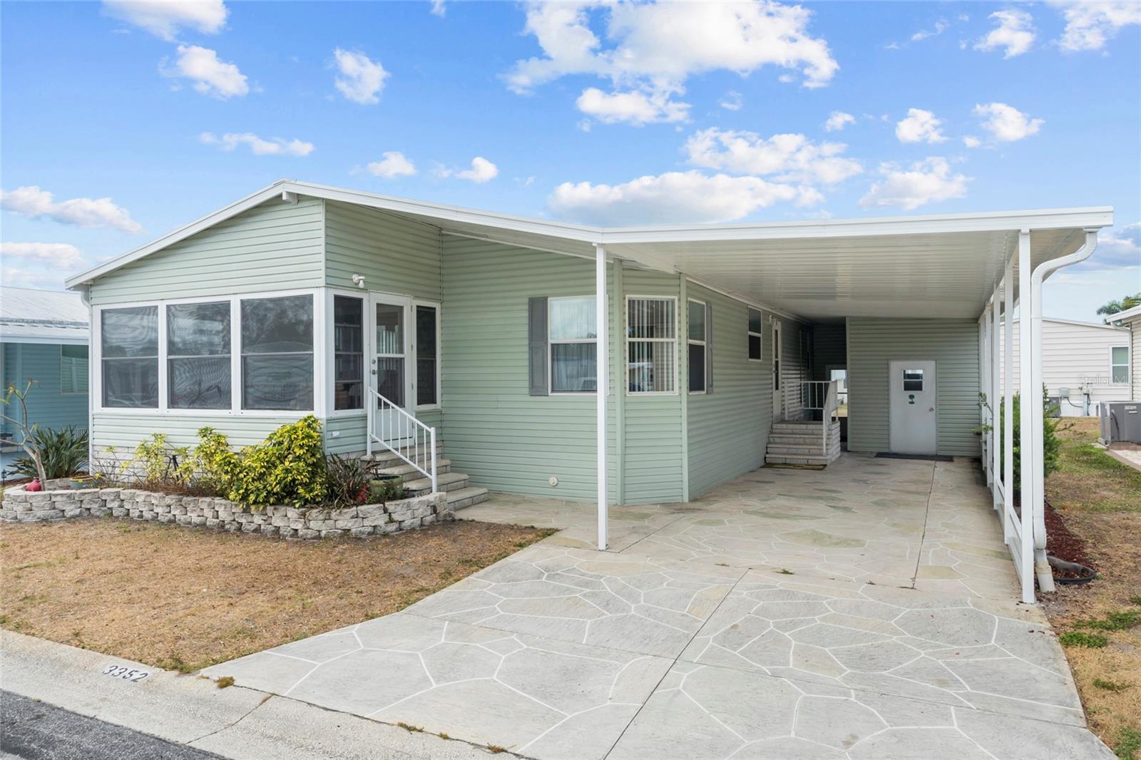 Photo one of 3352 Laurel Oak Way Sarasota FL 34237 | MLS A4652410