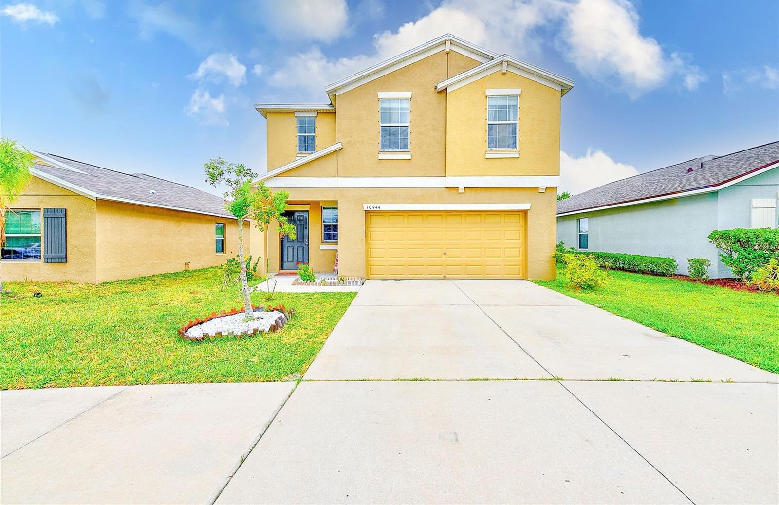 Photo one of 10944 Rainbow Pyrite Dr Wimauma FL 33598 | MLS A4652774