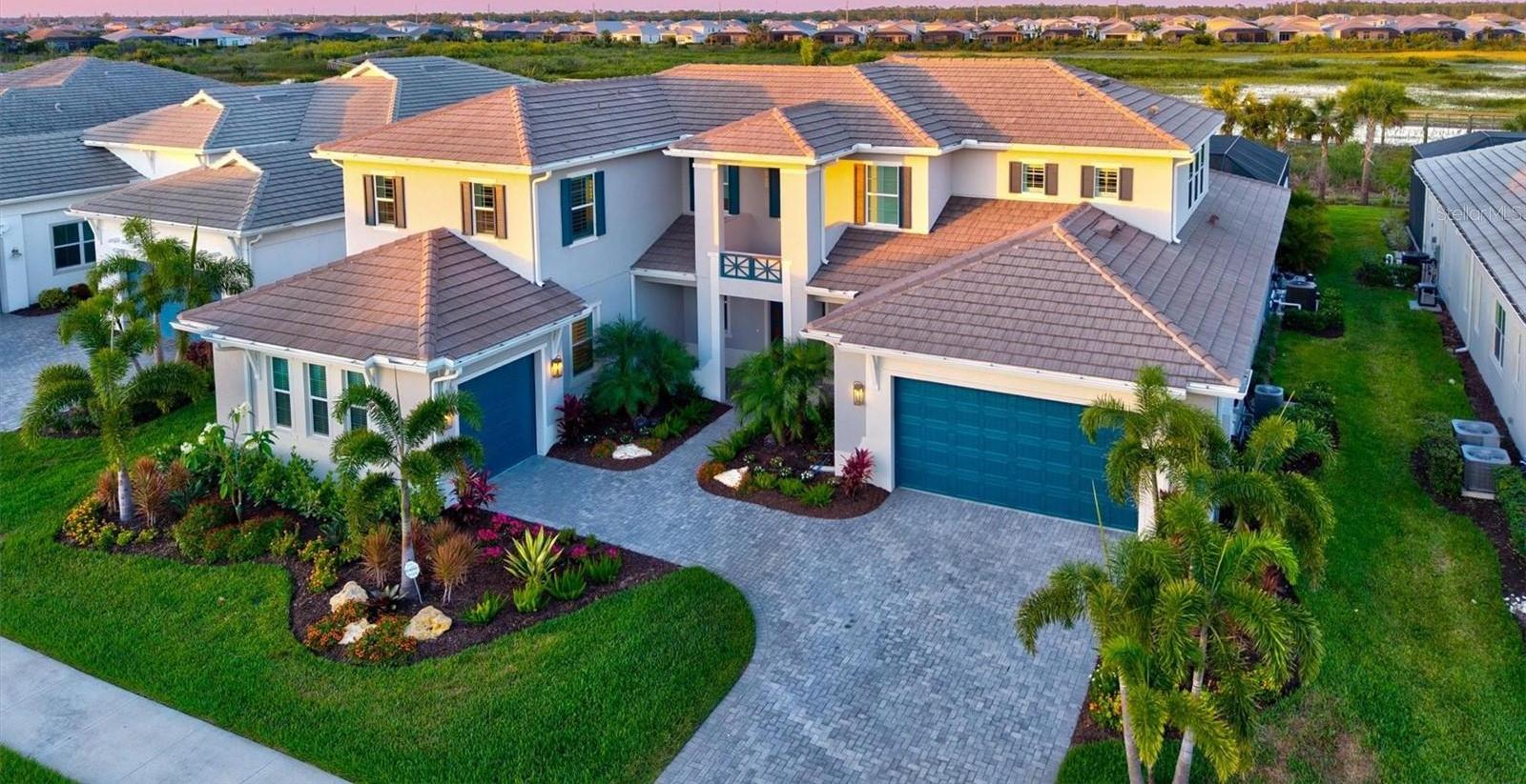 Photo one of 8272 Redonda Loop Bradenton FL 34202 | MLS A4652770