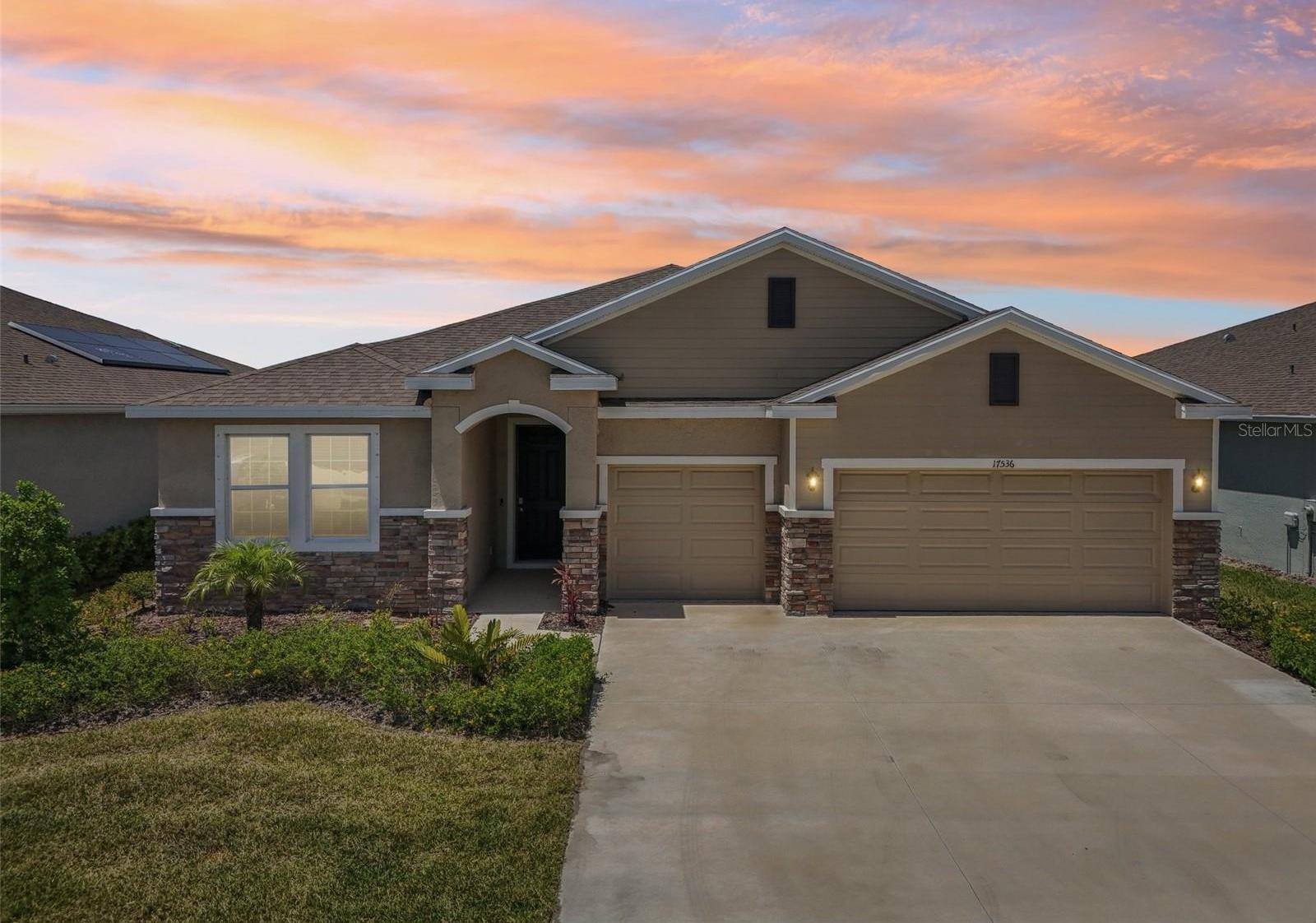 Photo one of 17536 Cantarina Cv Bradenton FL 34211 | MLS A4652852
