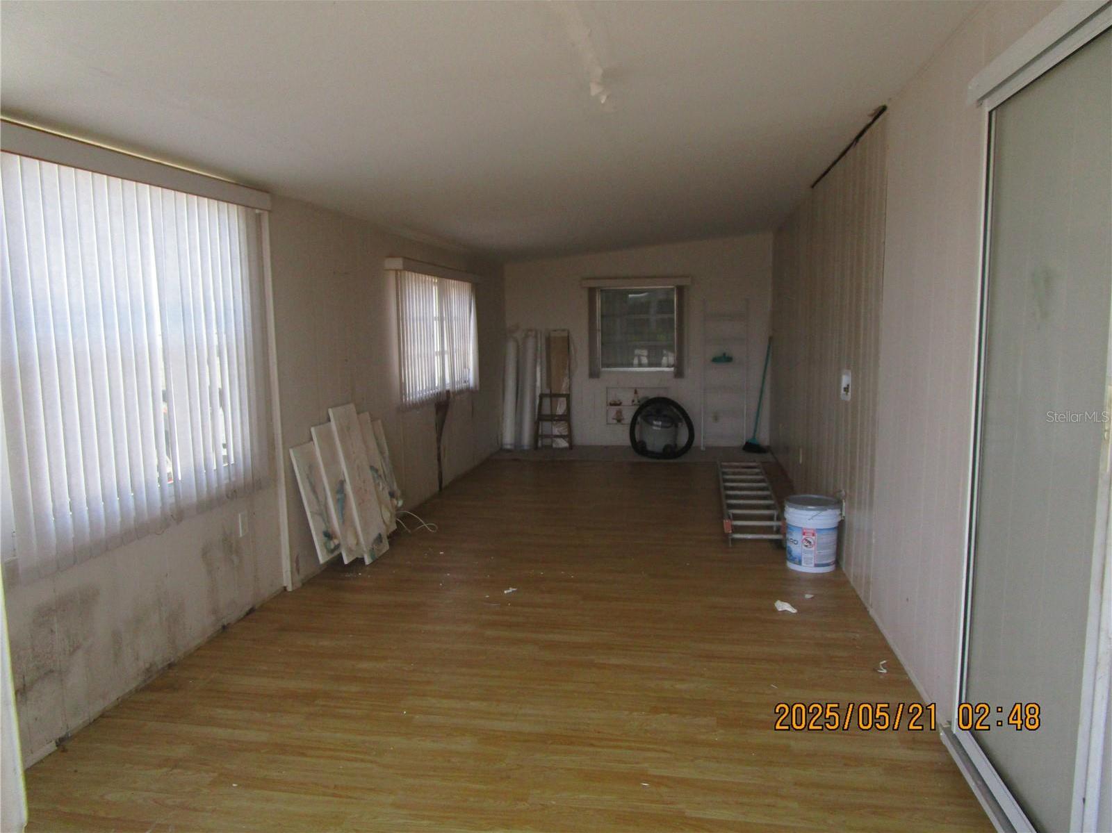 Photo #10