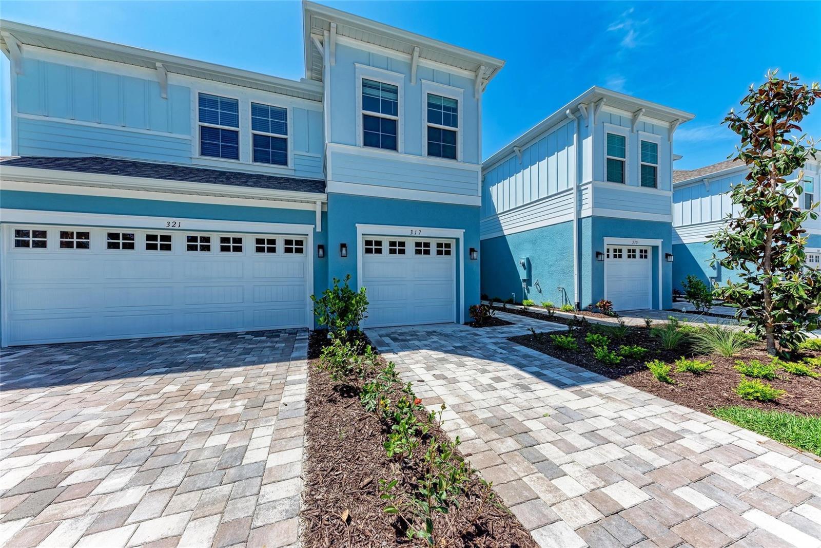 Photo one of 317 Via Tuscany Ave Sarasota FL 34243 | MLS A4654929
