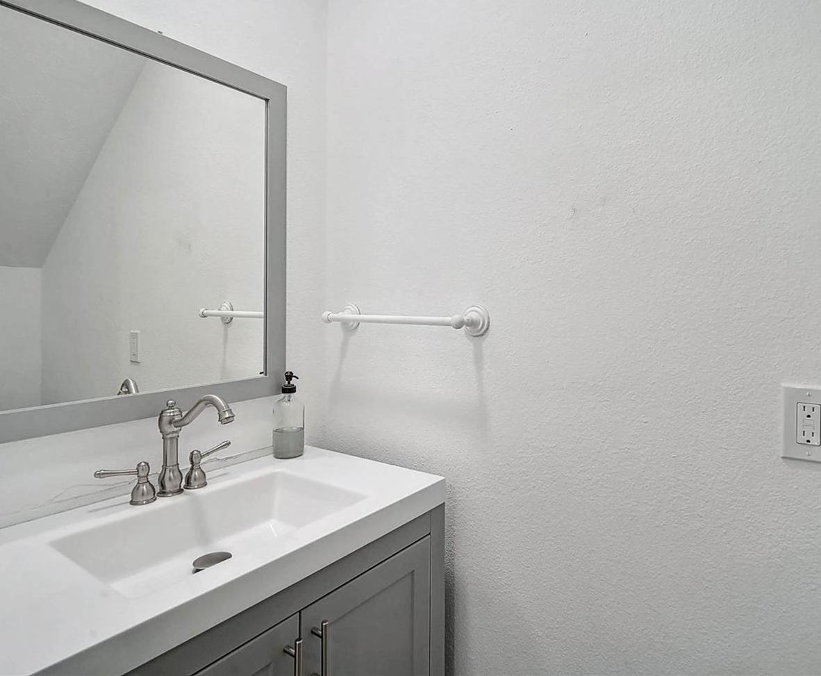 Photo #42