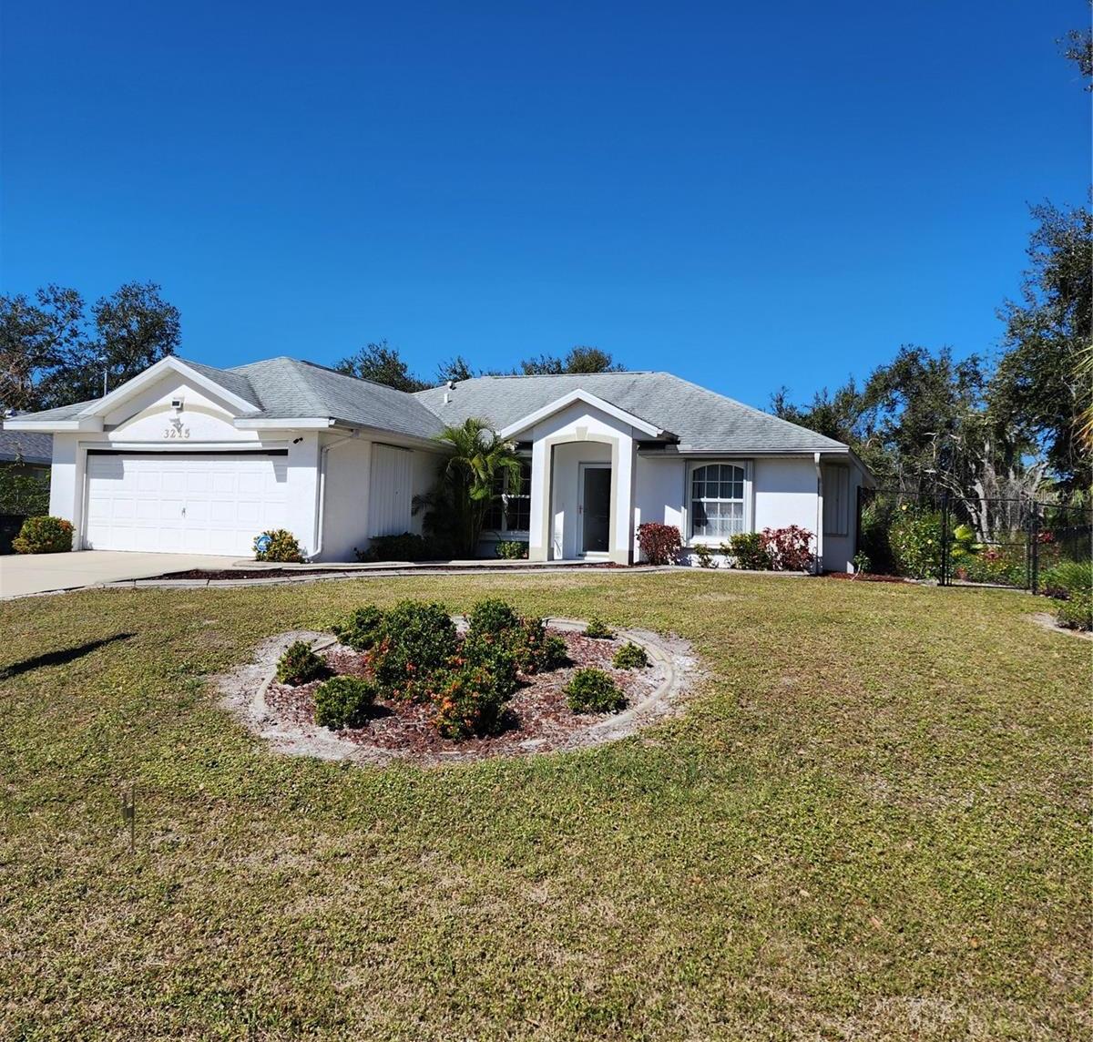 Photo one of 3215 Junction St North Port FL 34288 | MLS C7485410