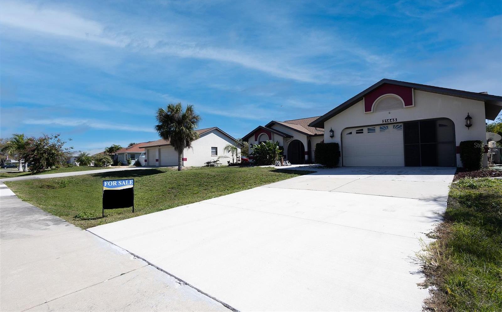 Photo one of 21445 Peachland Blvd Port Charlotte FL 33954 | MLS C7488103