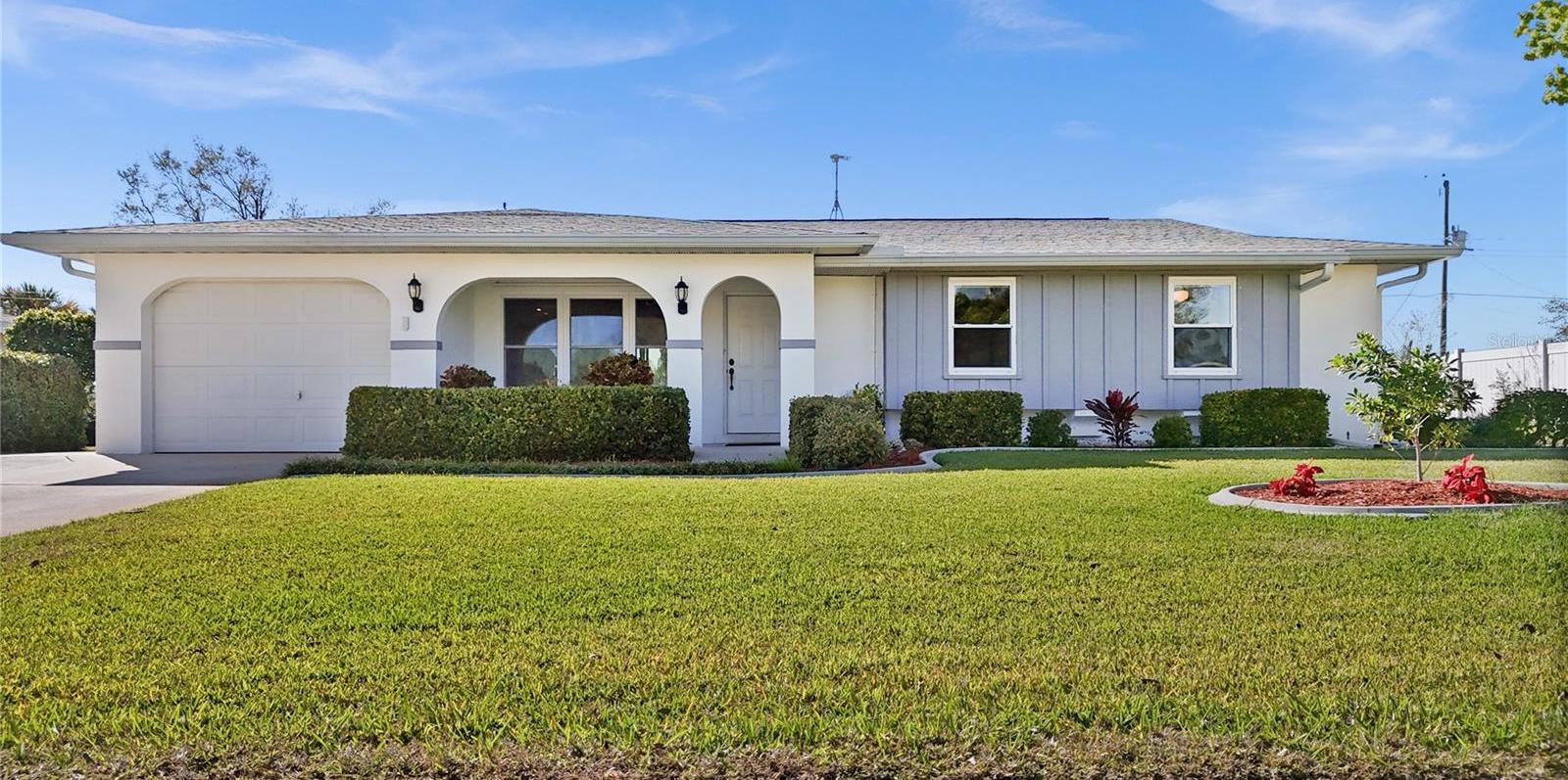 Photo one of 318 Timbruce Nw Ln Port Charlotte FL 33952 | MLS C7488461