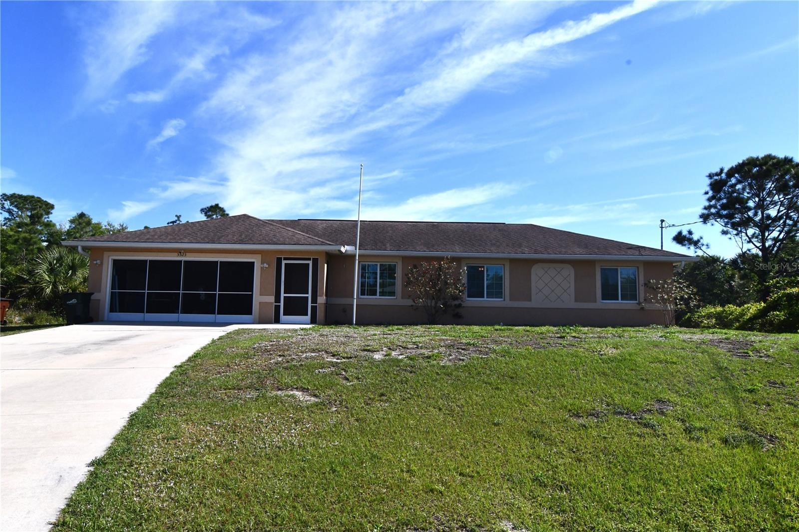 Photo one of 5523 Surprise Rd North Port FL 34288 | MLS C7489241