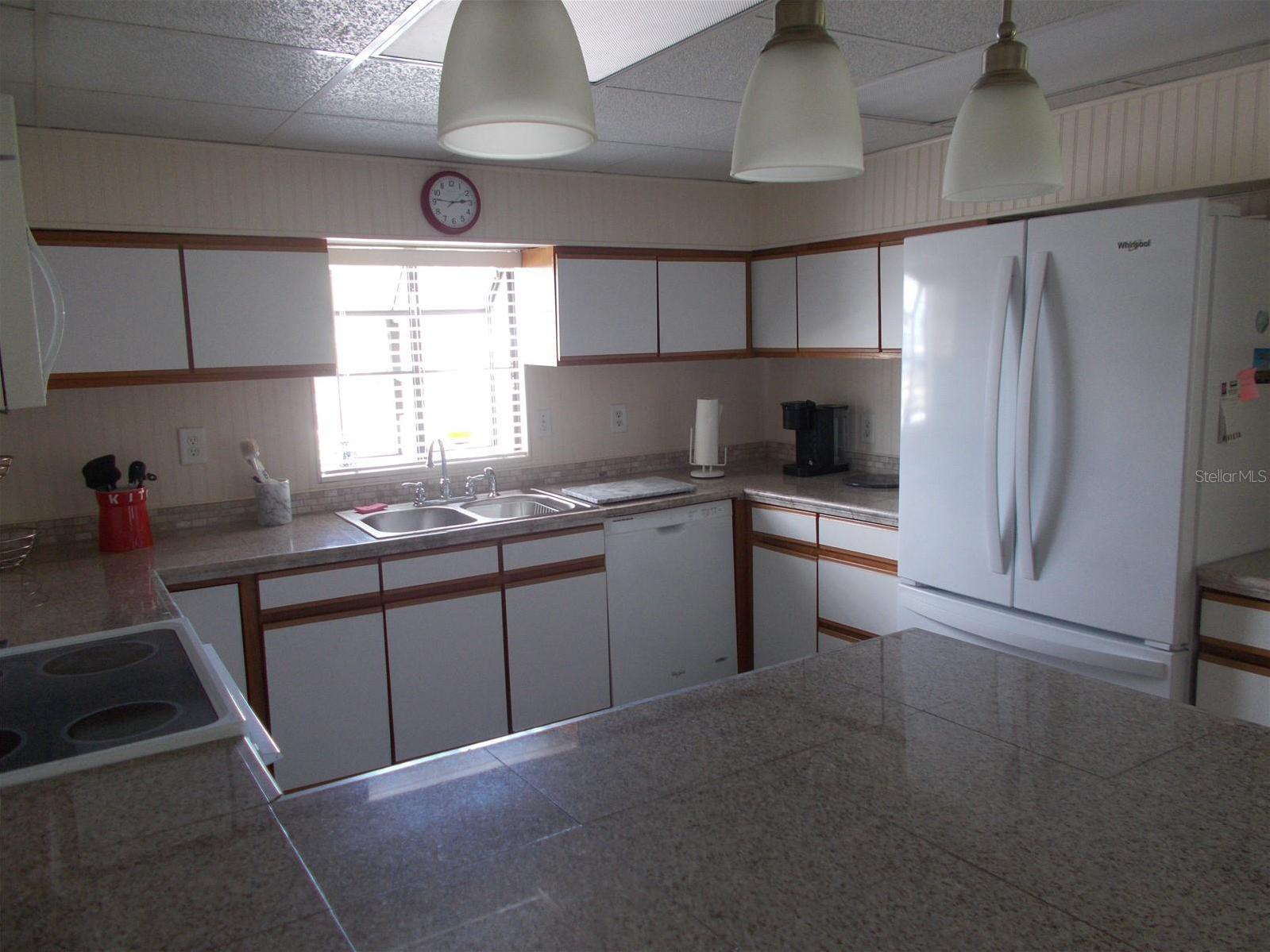 Photo #4