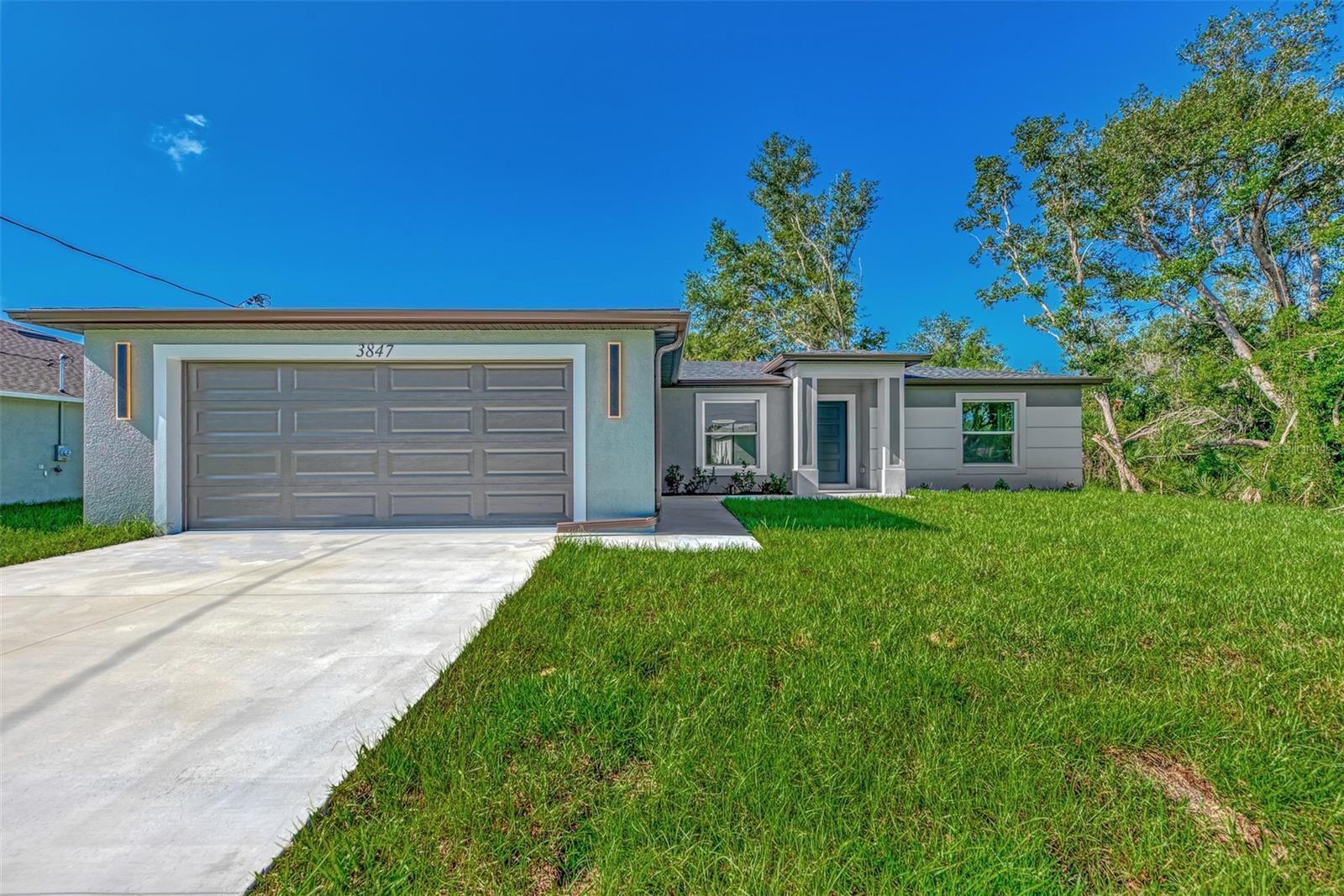 Photo one of 4582 Enid Ln North Port FL 34288 | MLS C7496582