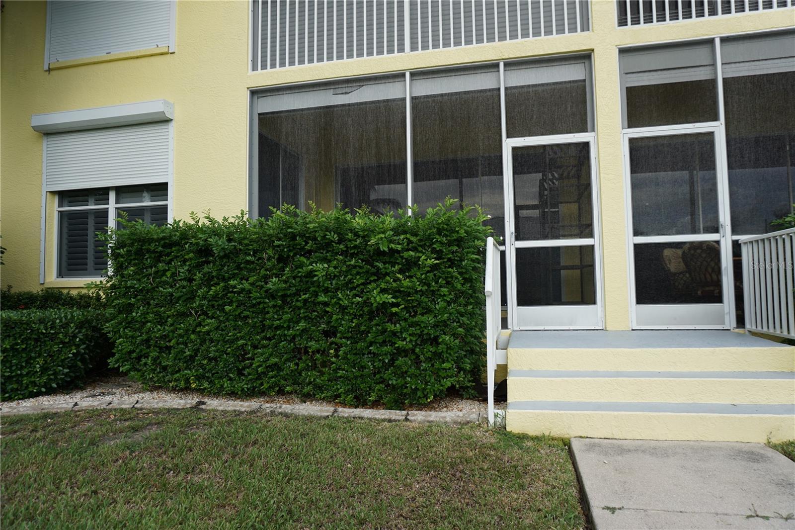 Photo #42