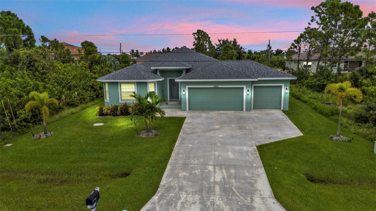 Photo one of 14516 San Domingo Blvd Port Charlotte FL 33981 | MLS C7498162