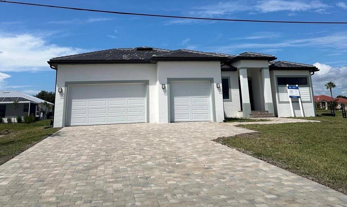 Photo one of 17315 Cape Horn Blvd Punta Gorda FL 33955 | MLS C7499397