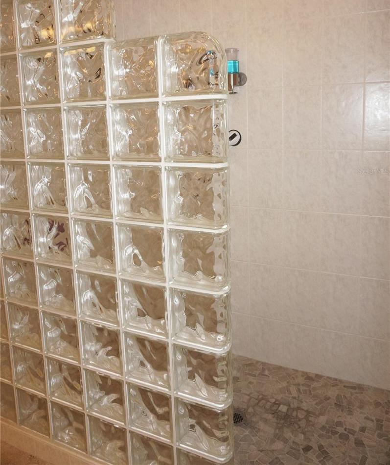 Photo #28