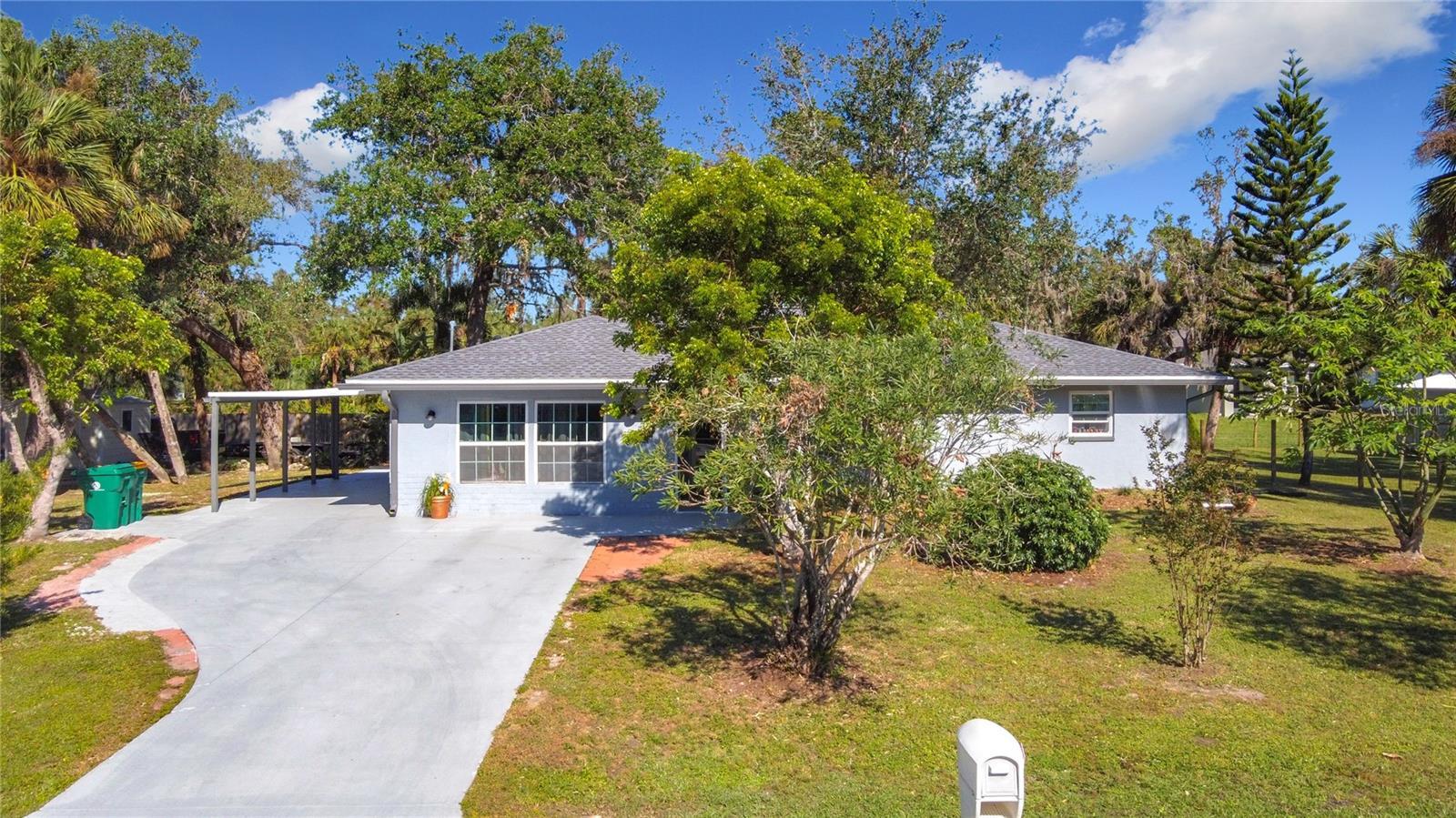 Photo one of 14454 Nw Chamberlain Blvd Port Charlotte FL 33953 | MLS C7501203